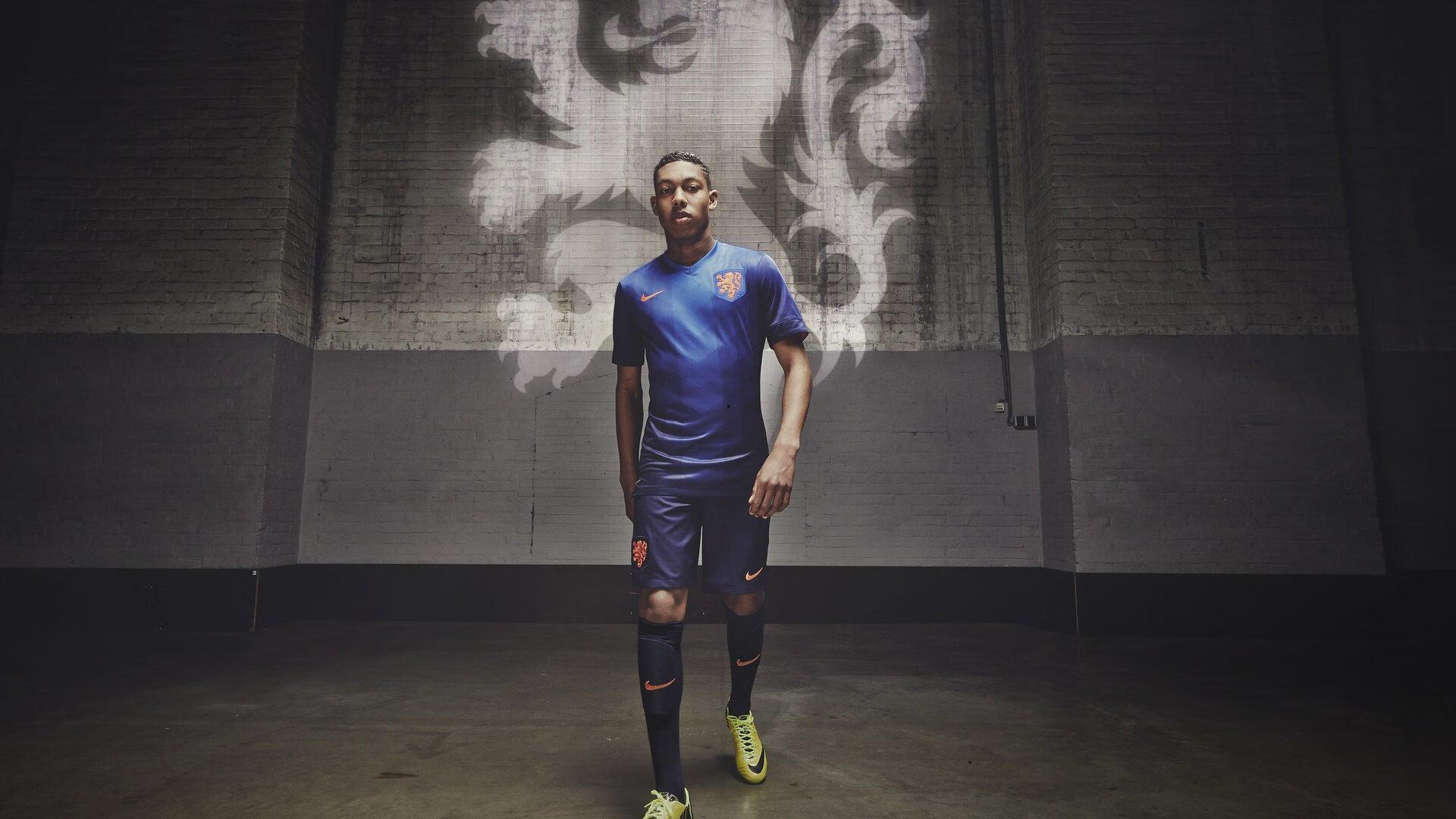 弗格森与达格利什看台重聚,巧克力豆与笑声中的足球温情